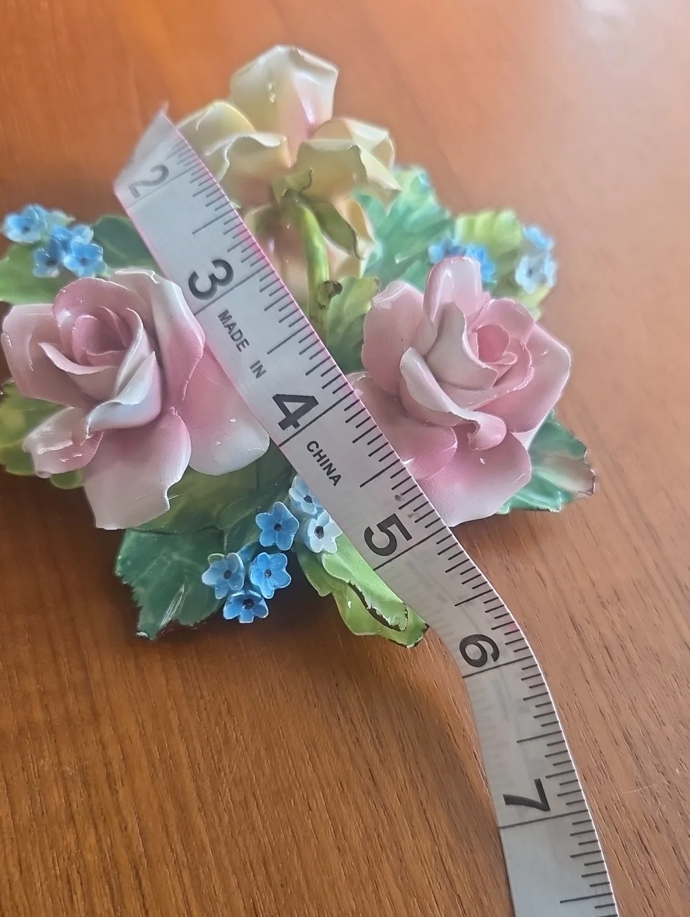 Vintage Capodimonte Roses     Made In Italy